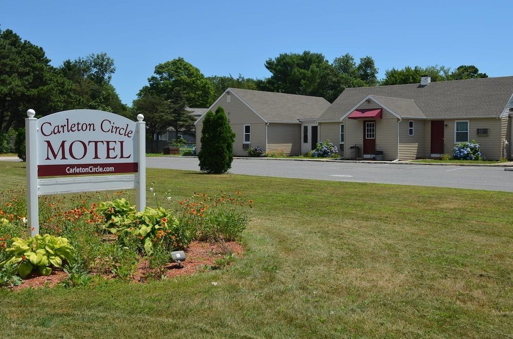 Carleton Circle Motel Falmouth 1