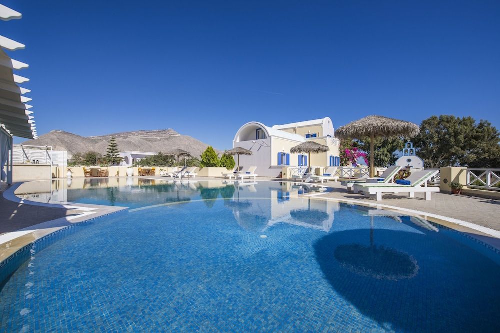 Bella Santorini Hotel 1