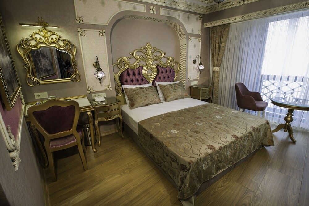 Phosphorion Hotel 1