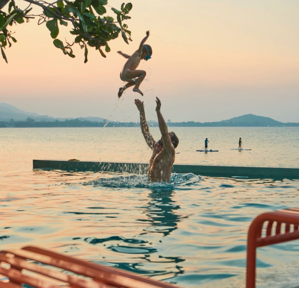 Escape Beach Resort - New Look & Improved 1