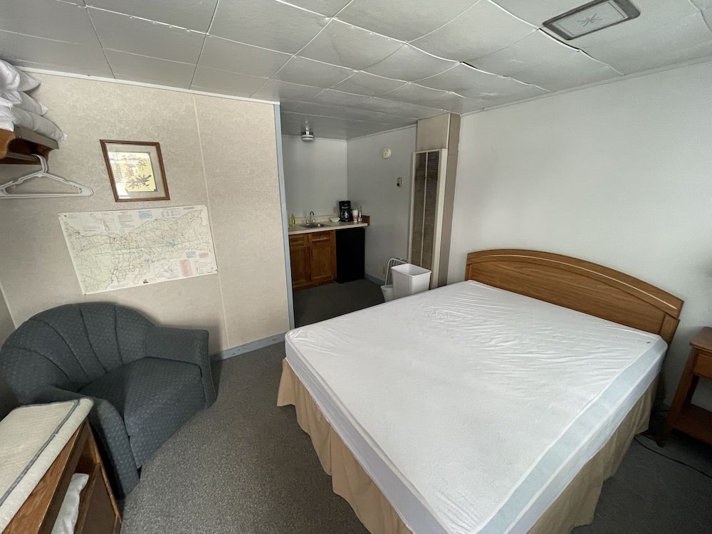 Autrain Motel 1