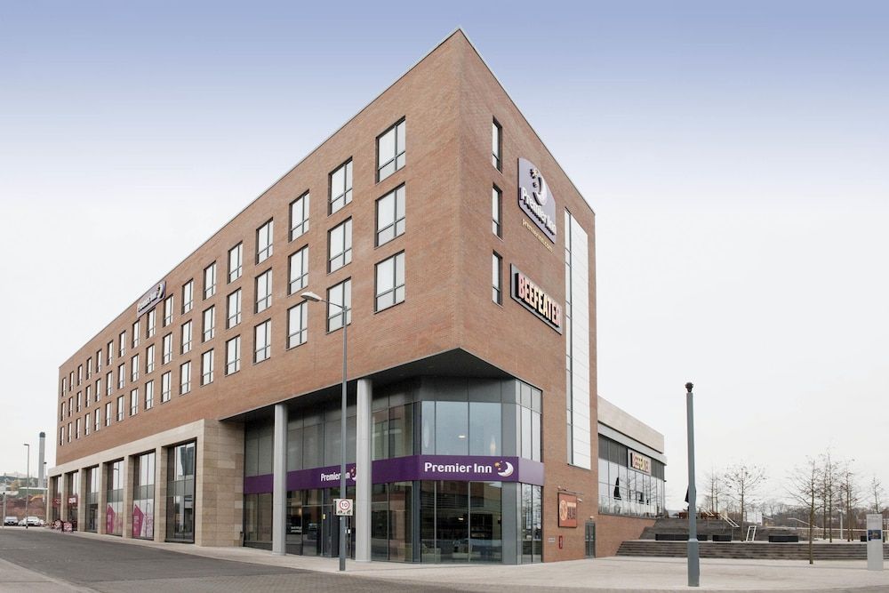 Premier Inn Birmingham Longbridge 1