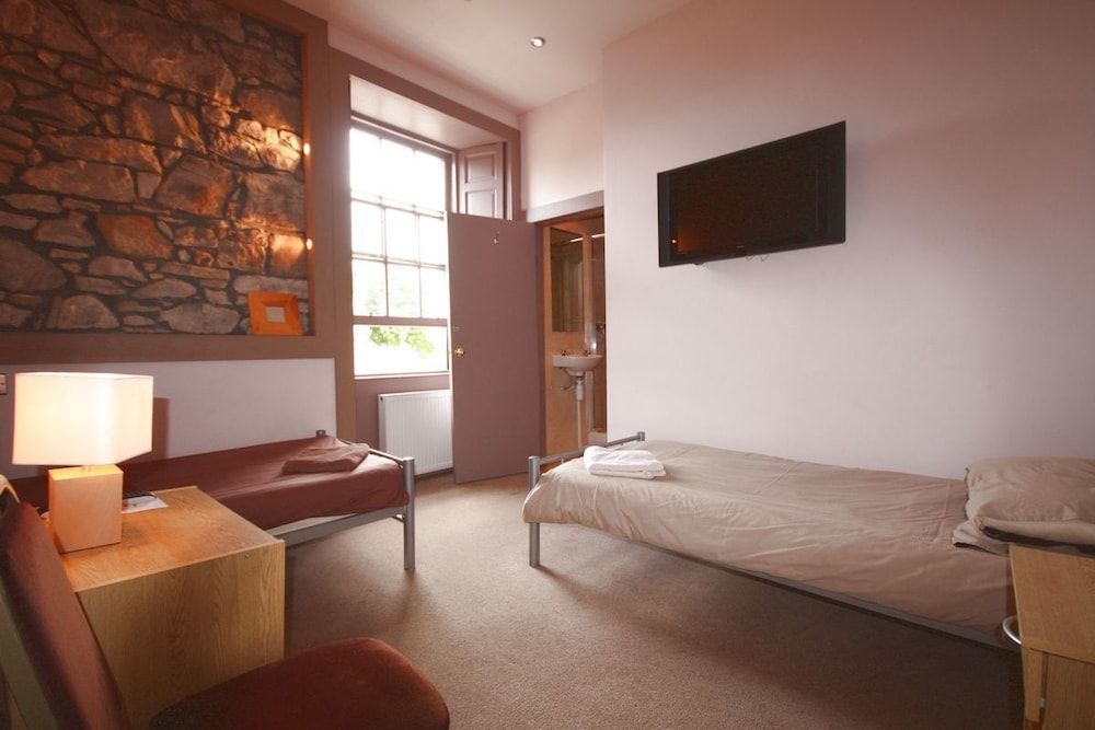 The Orchard Hotel 2