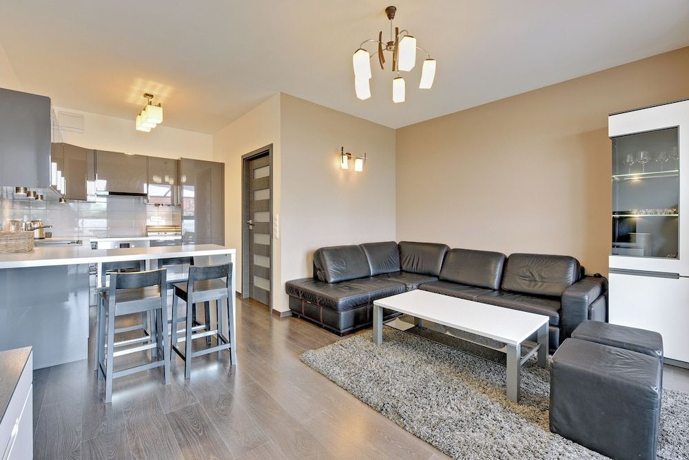 Hallera 165 by Downtown Apartments 1