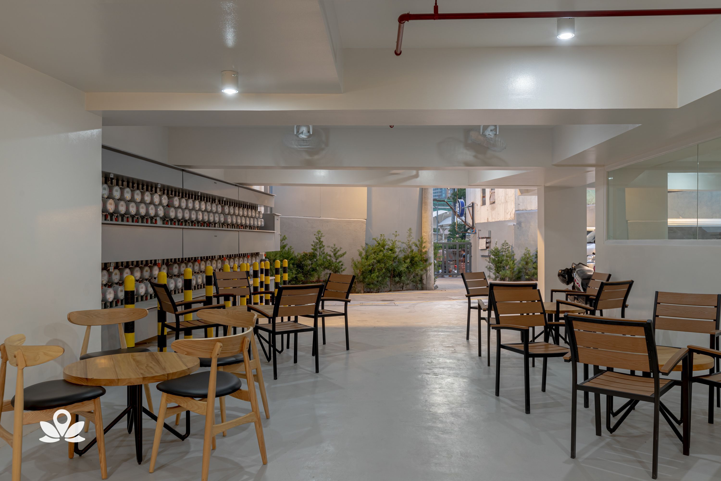 iHotel Uptown BGC 2