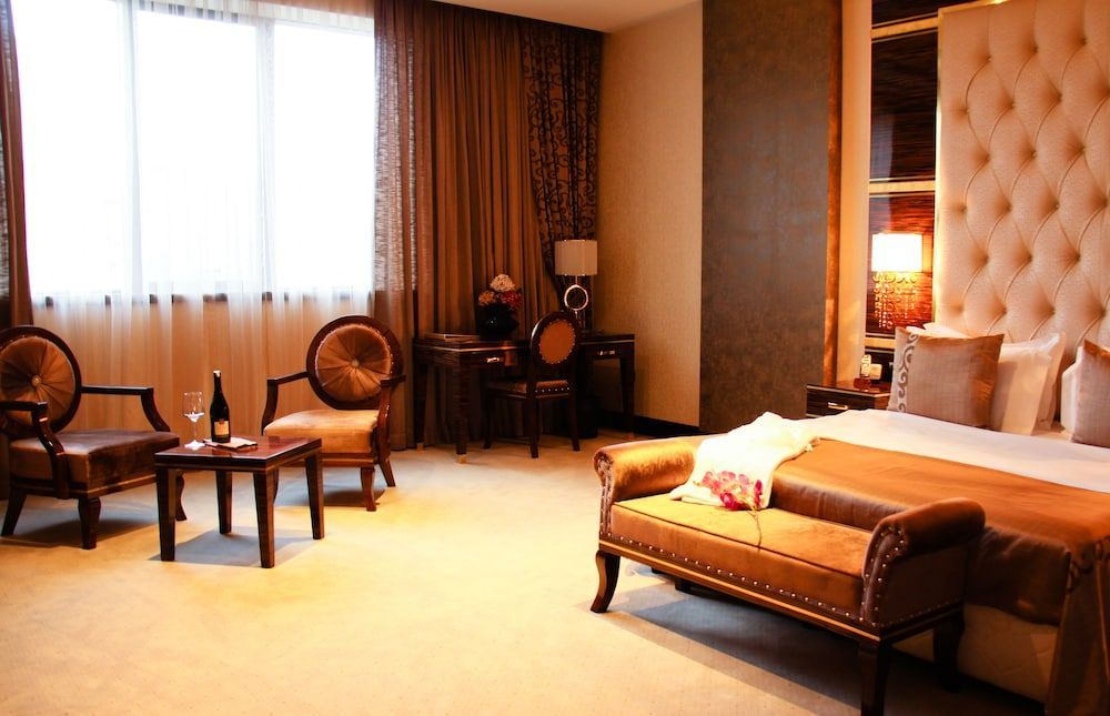 Sapphire Hotel Baku 1