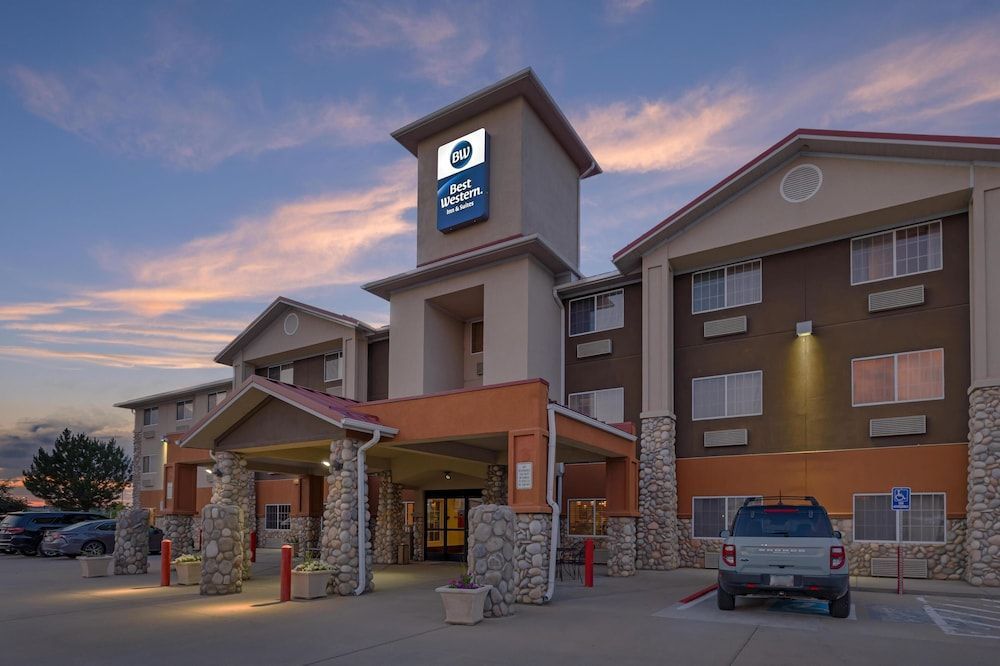 Best Western Firestone Inn & Suites 1