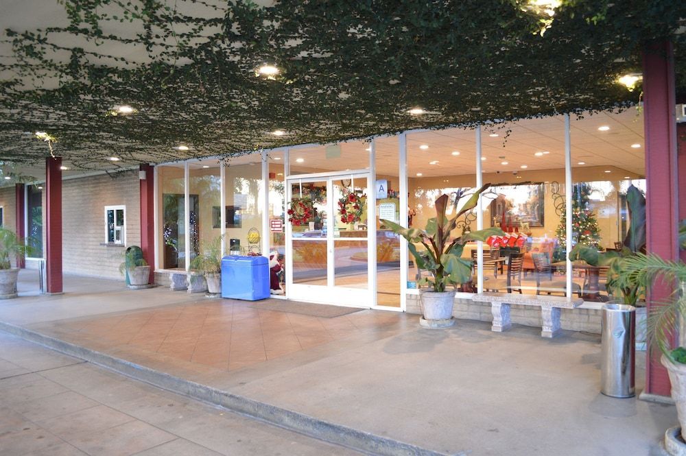 Ontario Airport Inn 2