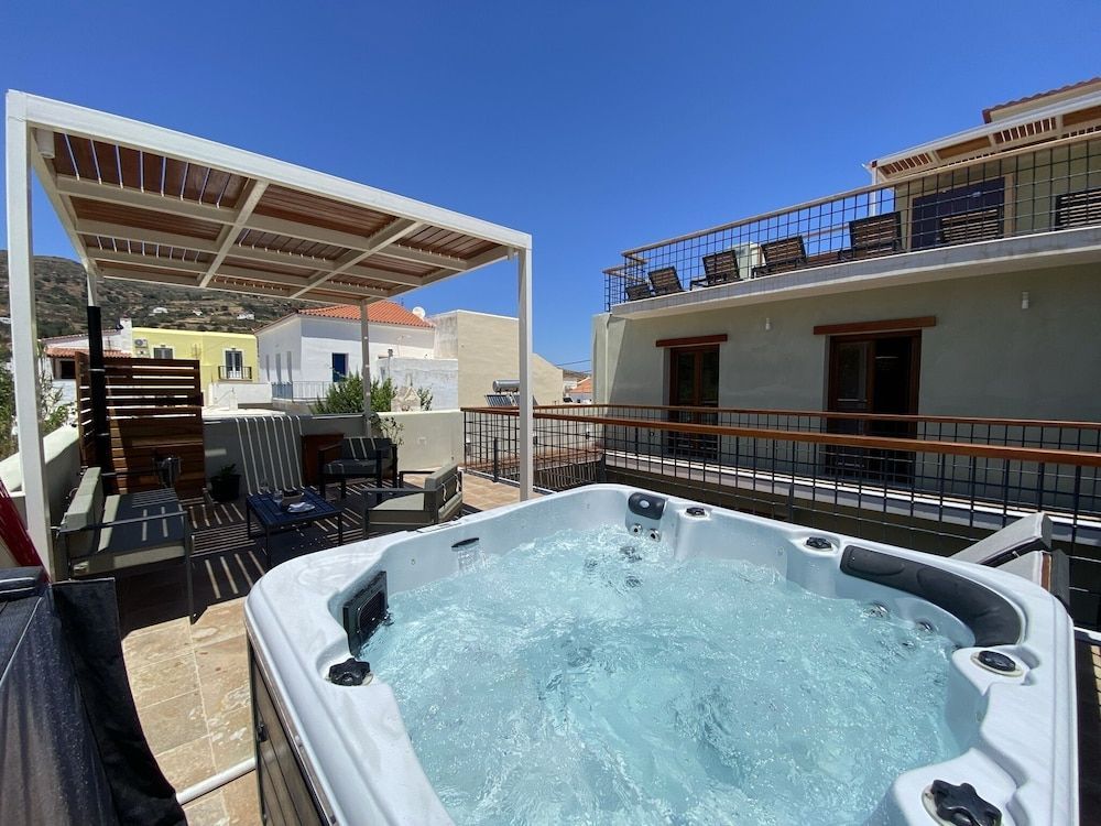 Andros 4 All Seasons Villas & Suites 1