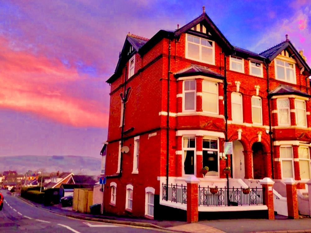 Greylands Guest House 1