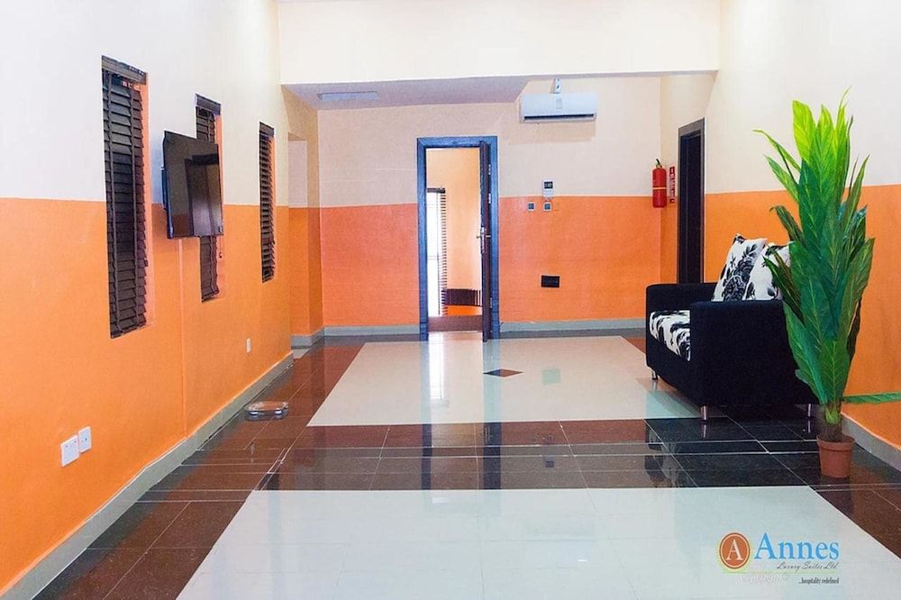 Annes Luxury Suites Ltd 2