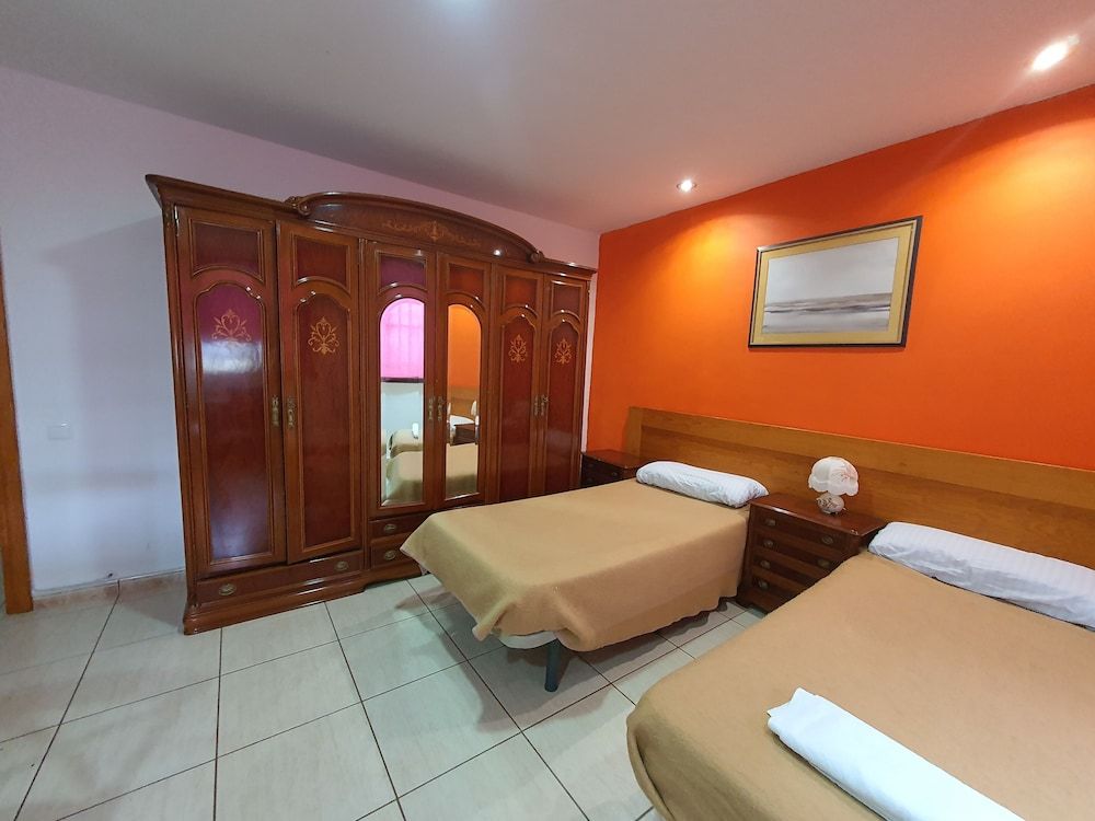 Doramas Private Rooms Shared Toilet 1