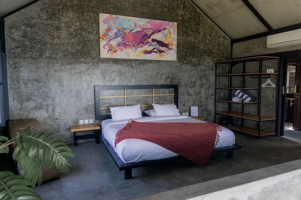 EJ House 2
