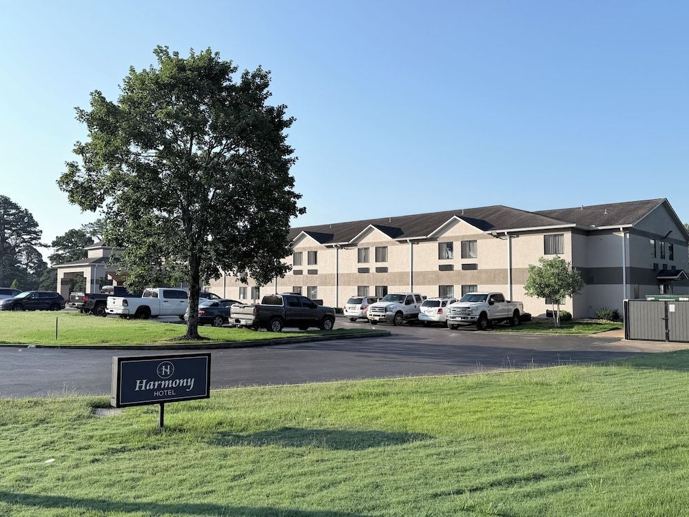 Harmony Hotel, Hernando 1