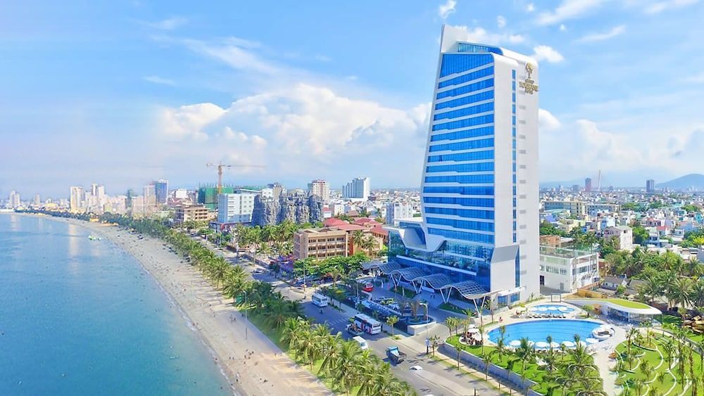 Grand Tourane Hotel Da Nang 1