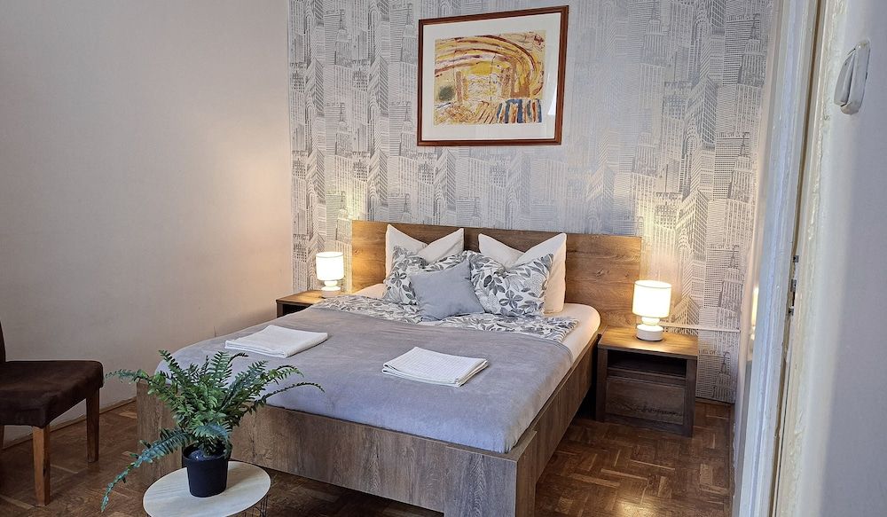 Black Sheep Budapest Smart Rooms 1