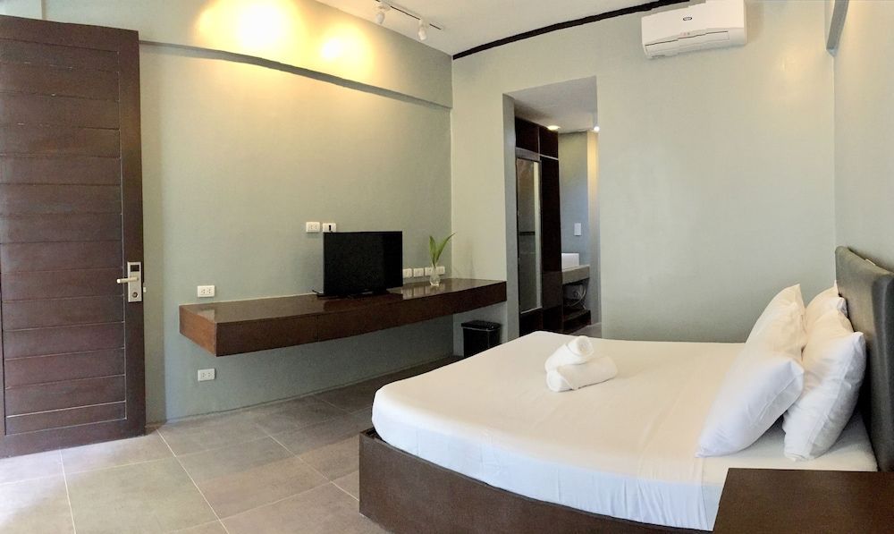 Seabird International Resort 2