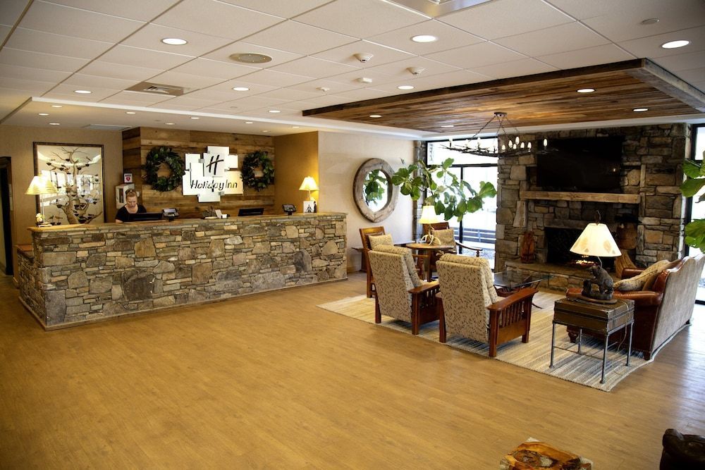 Holiday Inn ASHEVILLE EAST-BLUE RIDGE PKWY by IHG 2