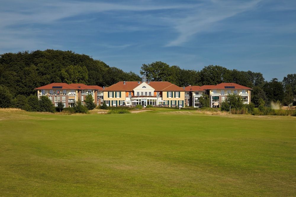 Castello Apartments 1