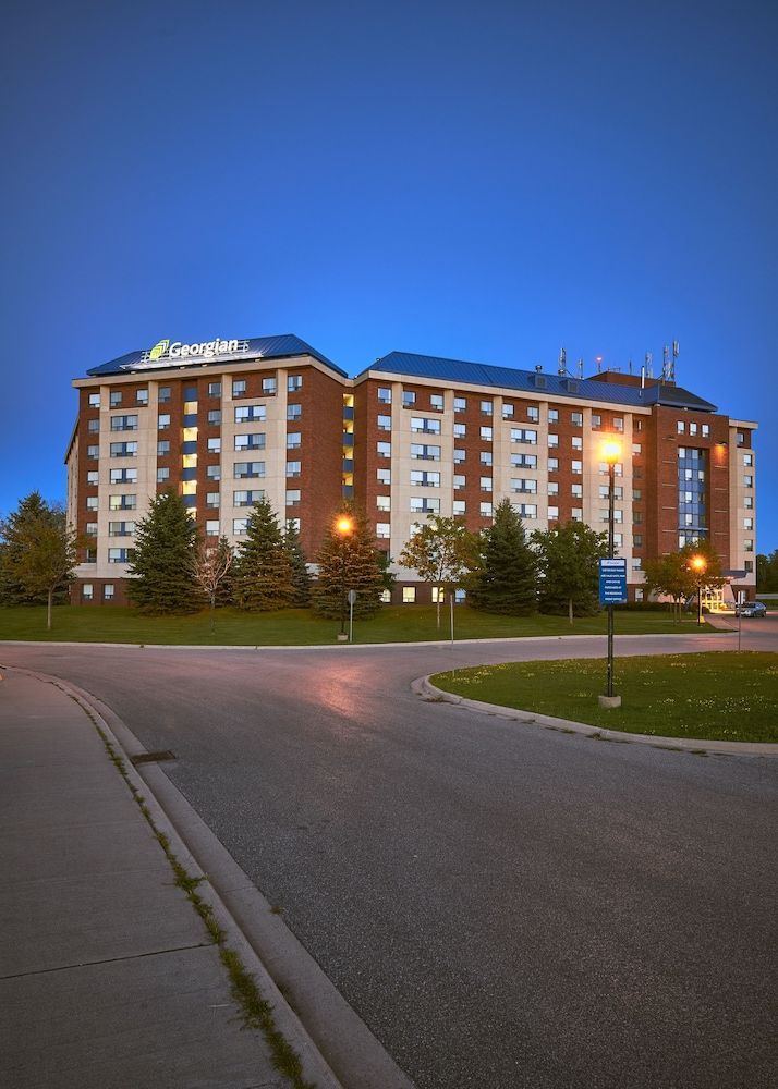 Residence & Conference Centre - Barrie 1