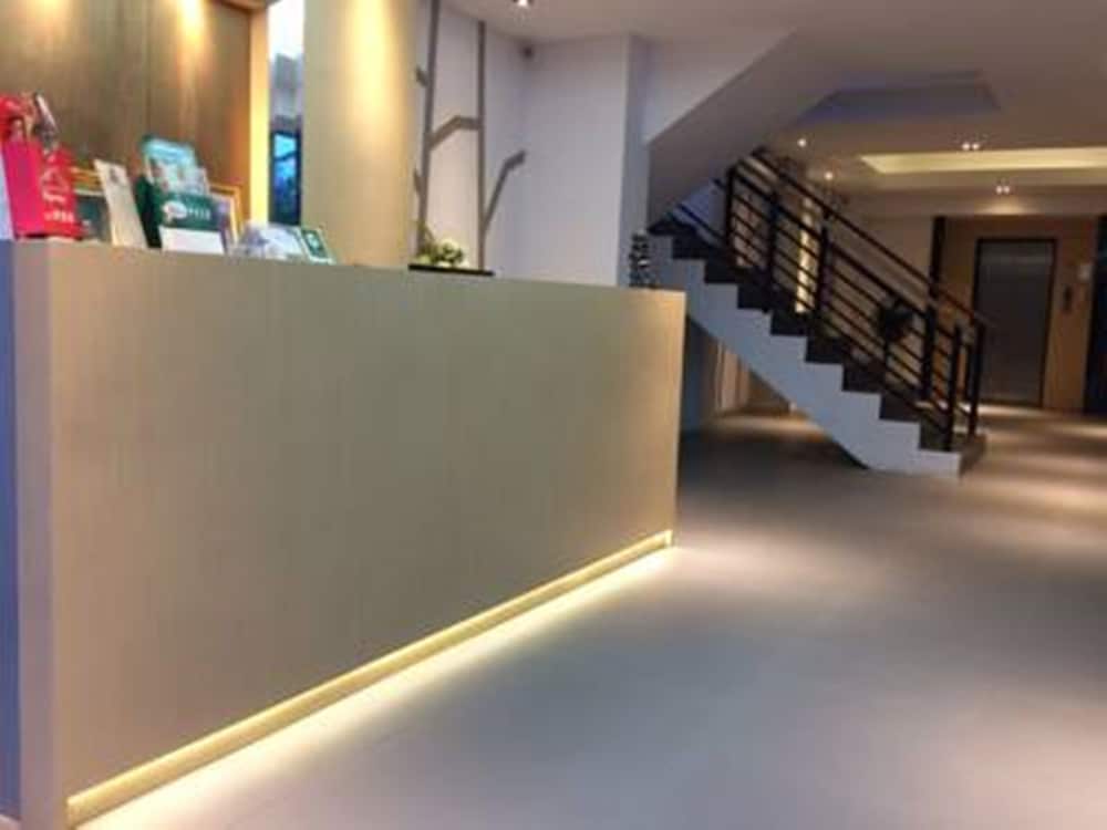 B Boutique Hotel 2