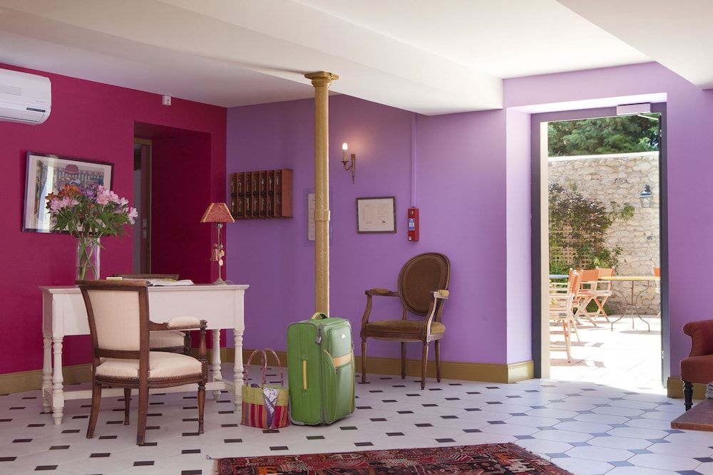 Logis hôtel Ô en Couleur 2