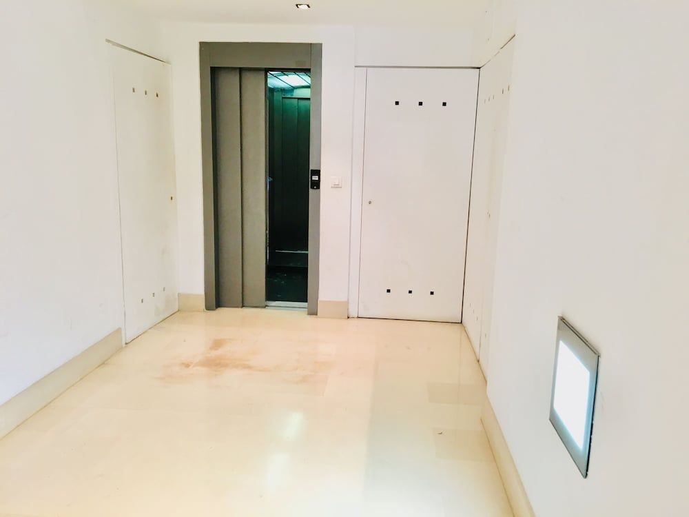 Apartamentos Santa Faz by Be Alicante 2