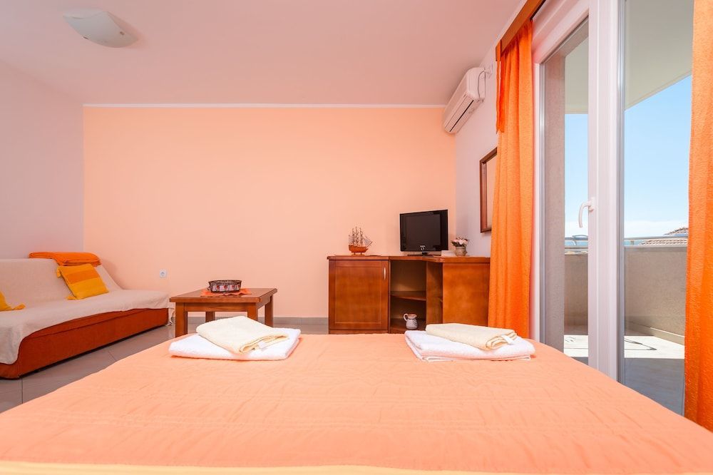Rosic Apartments Tivat 2