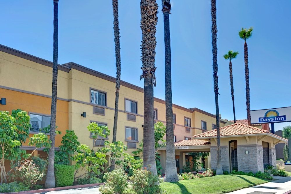 Days Inn by Wyndham West Covina 1