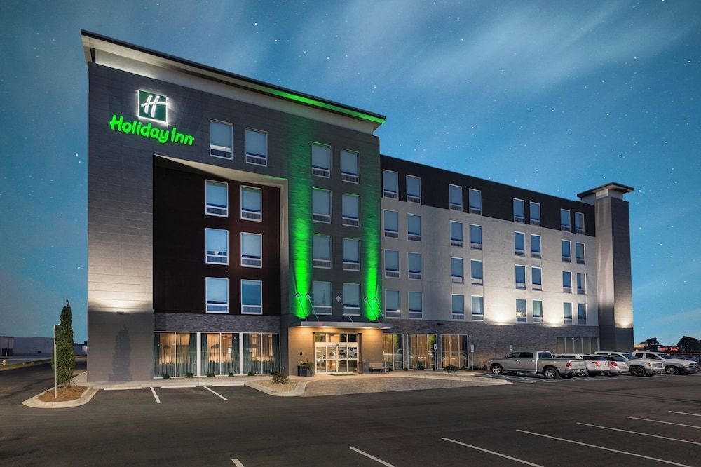 Holiday Inn GREENVILLE - WOODRUFF ROAD by IHG 1