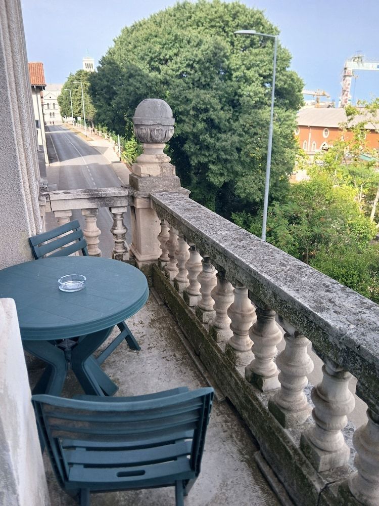 Hostel Veli Jože 1