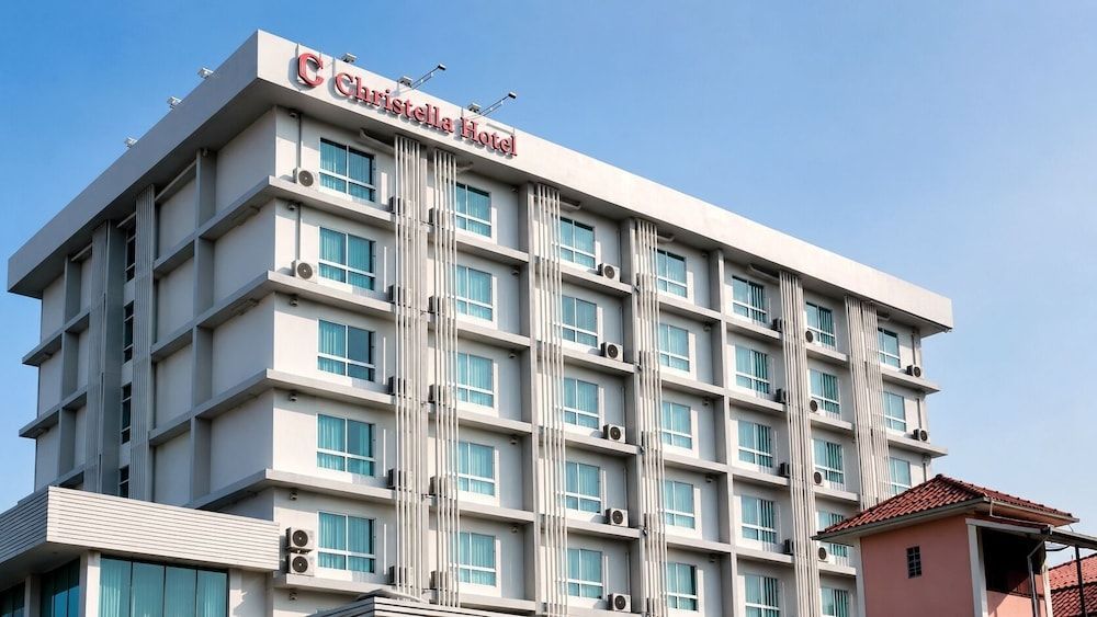 Christella Hotel Laemchabang 1