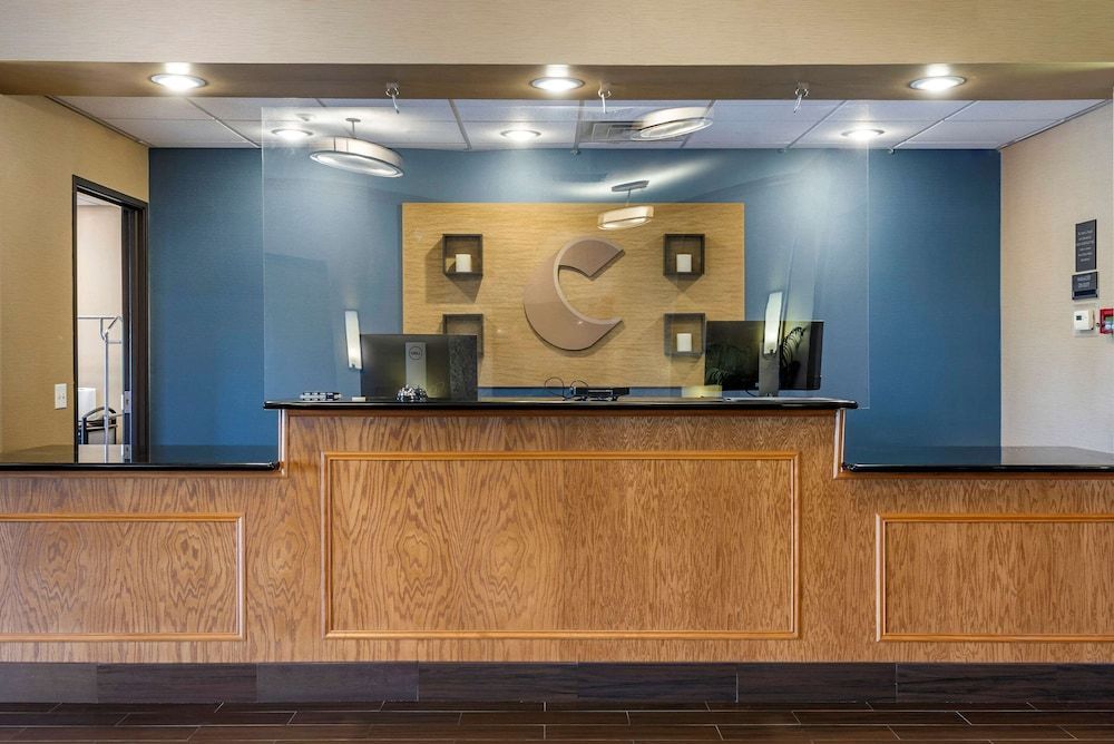Comfort Inn & Suites Greenville I-70 1