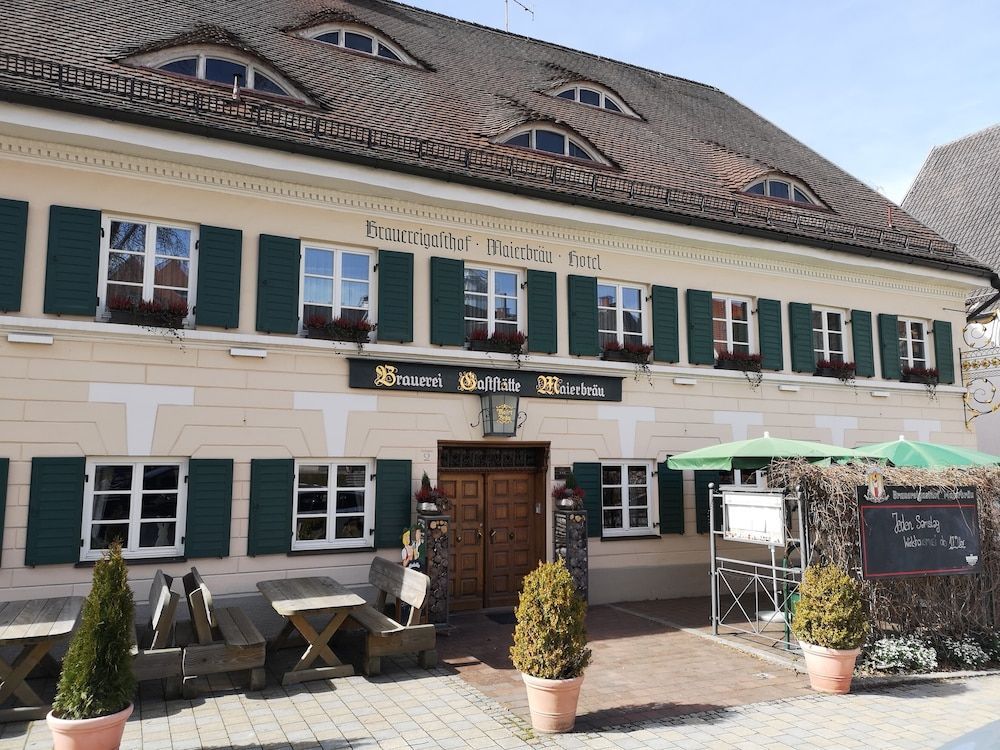 Brauereigasthof & Hotel Maierbräu 1