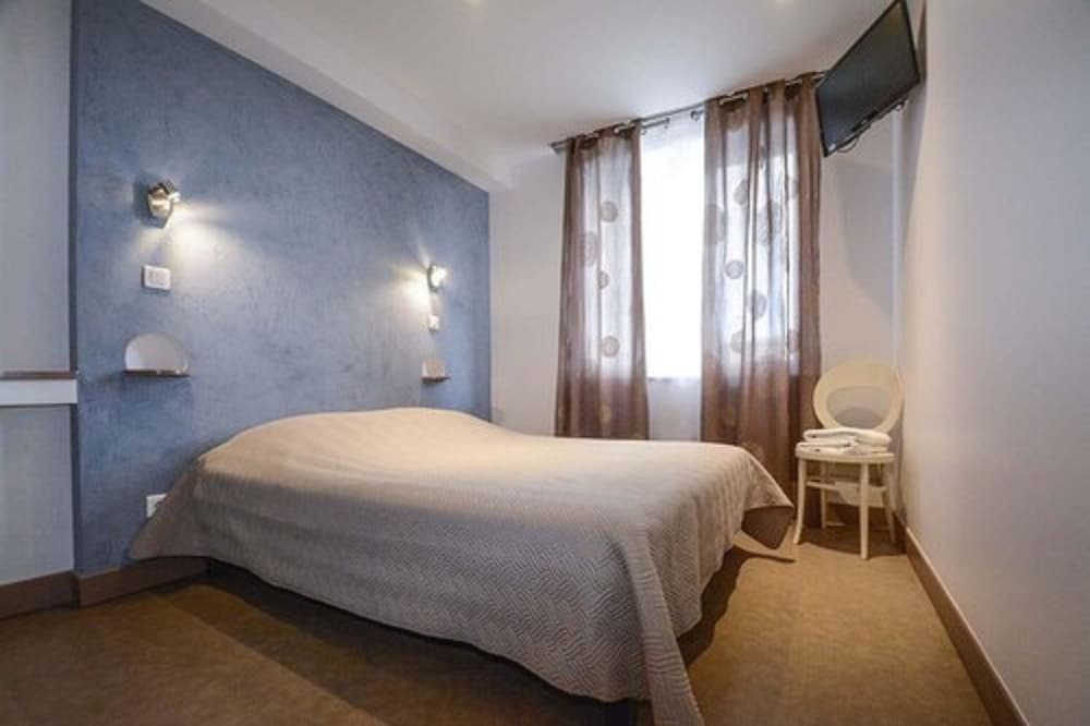 HOTEL DE LA POMME D'OR 2