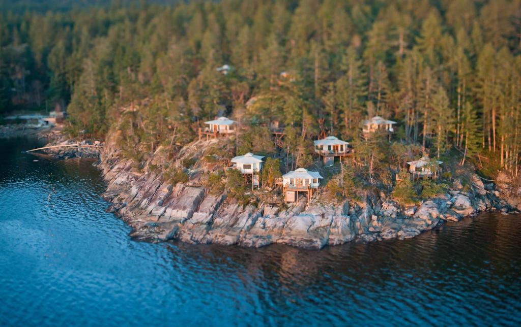Rockwater Secret Cove Resort 1