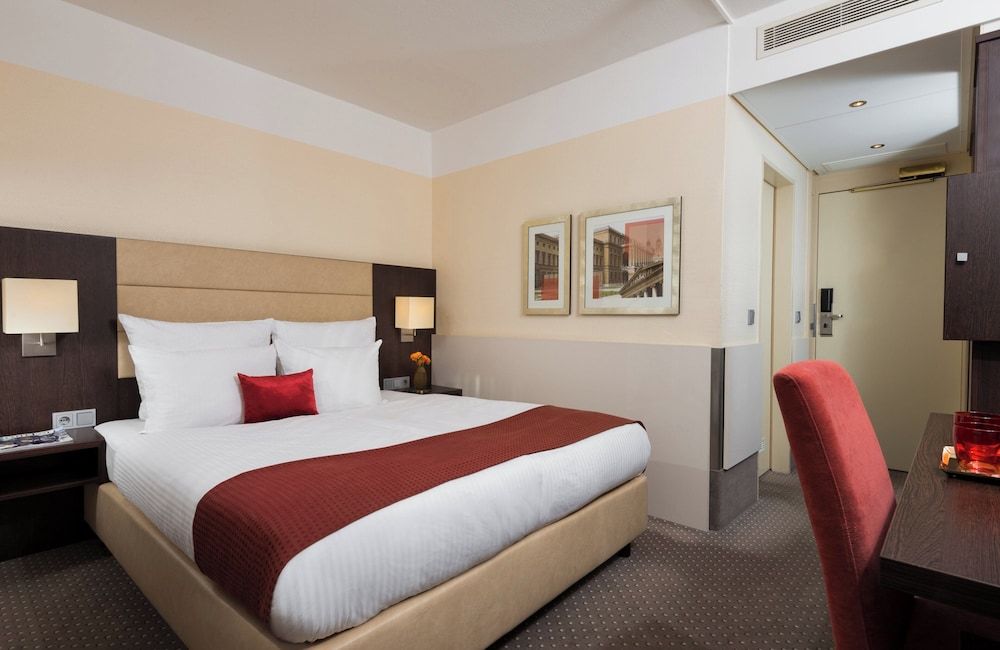 Leonardo Hotel Munich Arabellapark 1