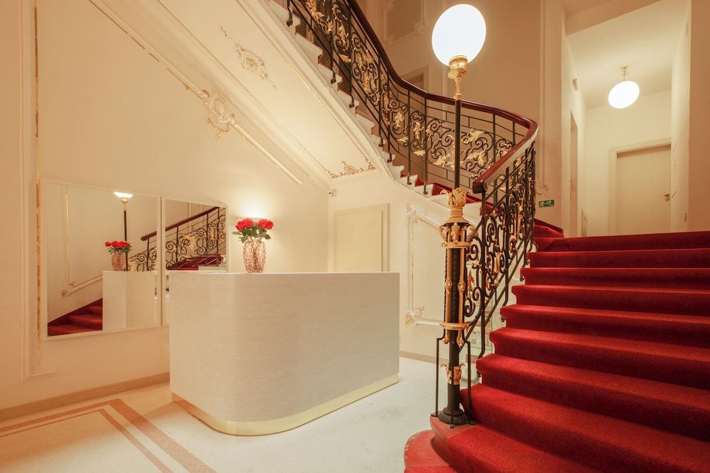 Hotel Golden Lamb 2