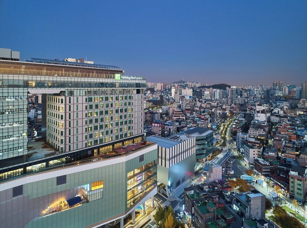 Holiday Inn Express SEOUL HONGDAE by IHG 1