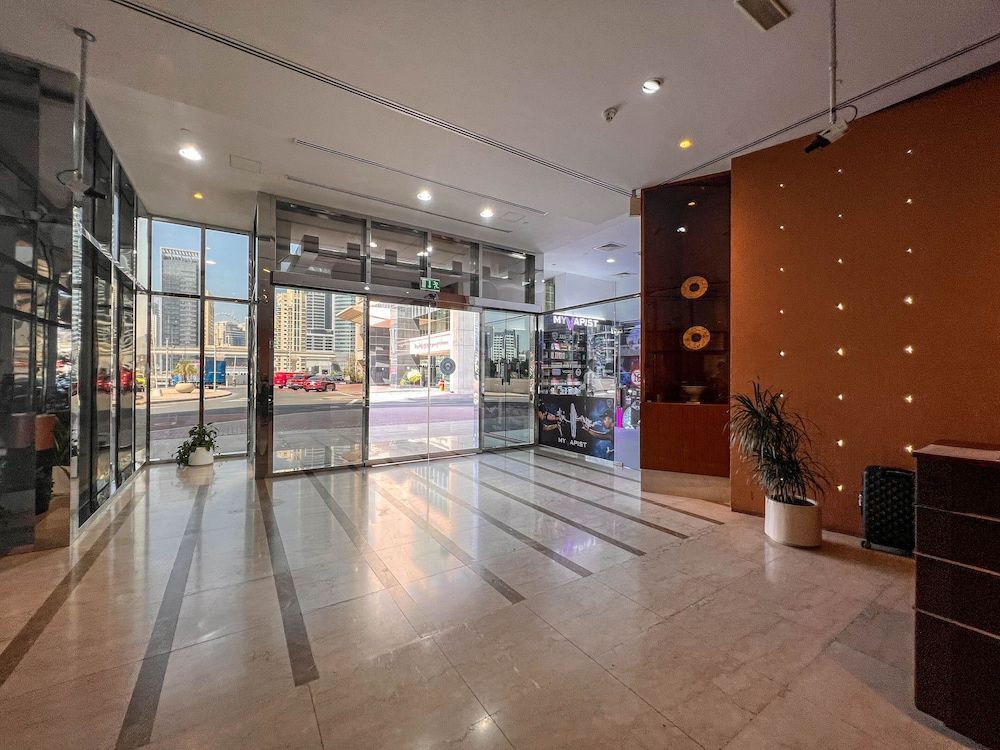 Cosmos Living Stylish Studio Near Metro 2