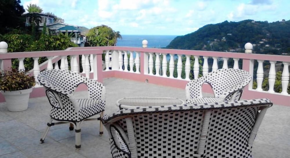 Top Ranking Hill View Guesthouse 1