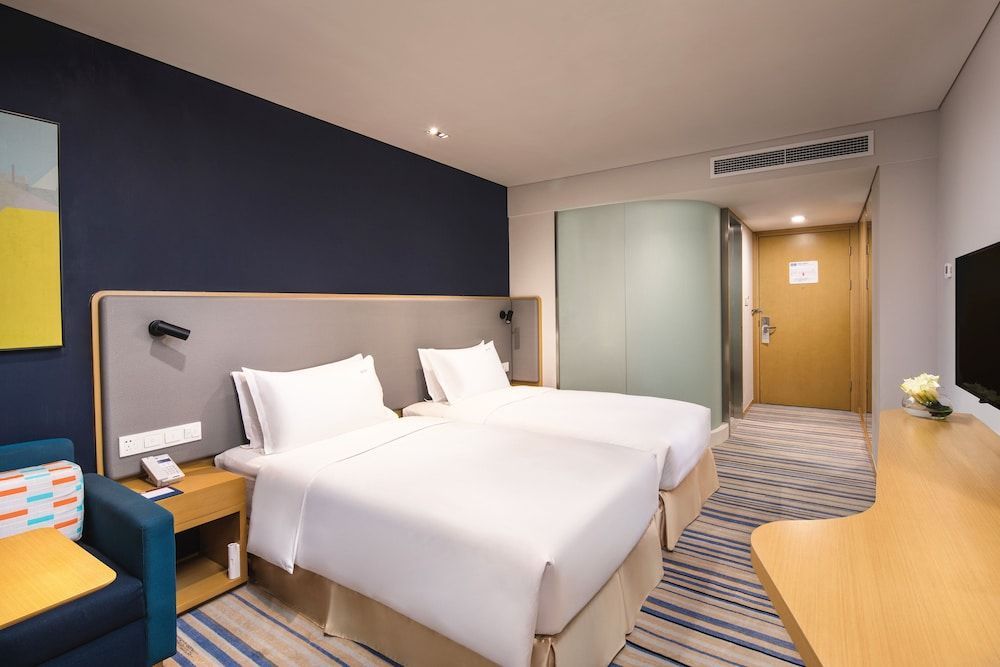 Holiday Inn Express Wuxi Taihu New City by IHG 2