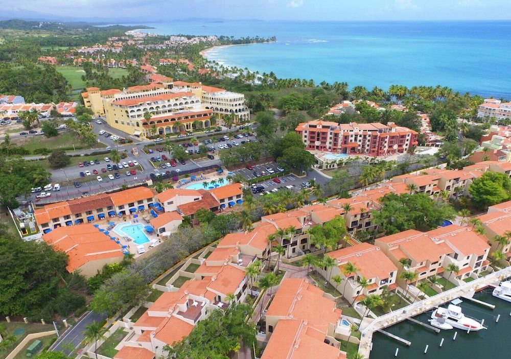 Park Royal Club Cala 1
