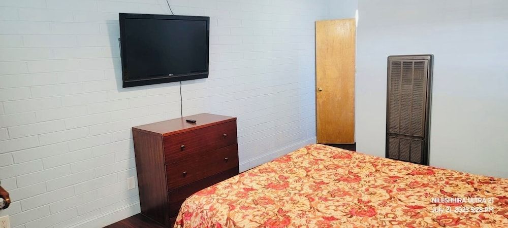 Wiebe Motel 2