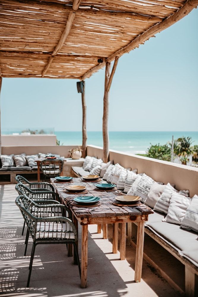 Dos Mares Barefoot Luxury 1