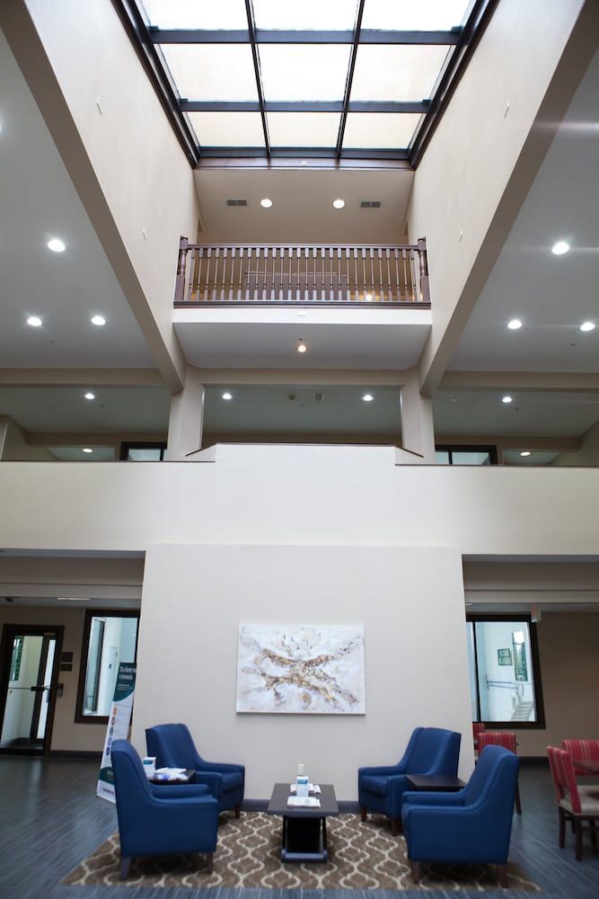 Comfort Suites Hattiesburg near University 2