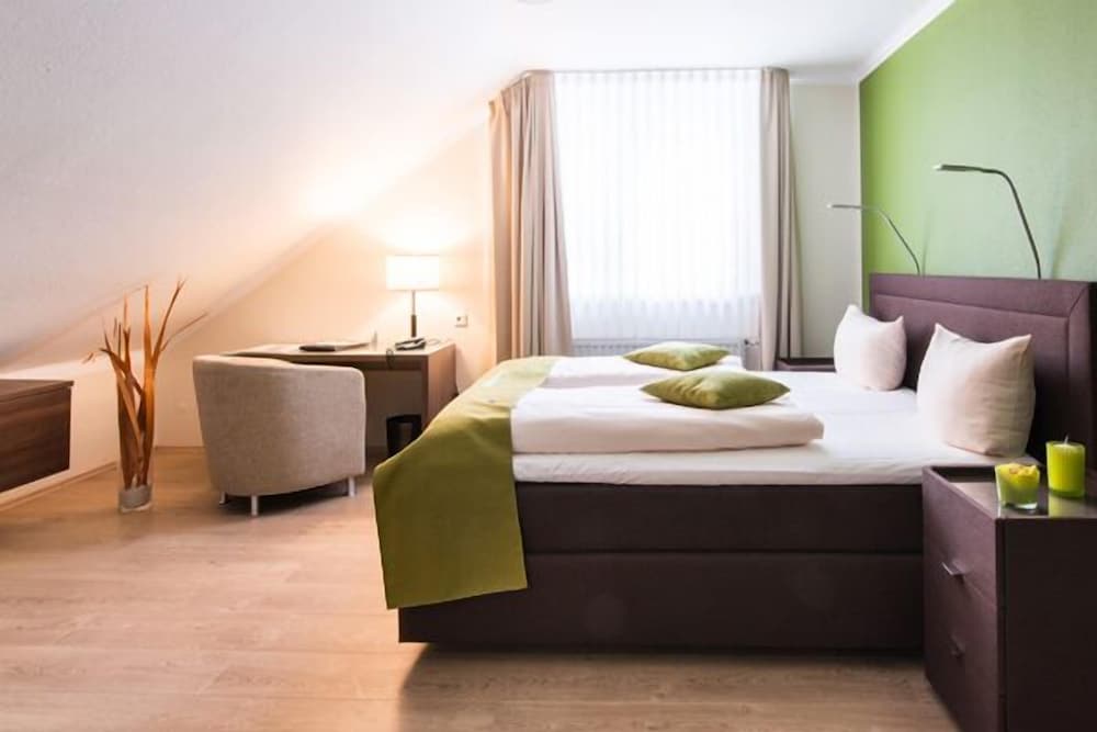 Hotel am Herkules 1