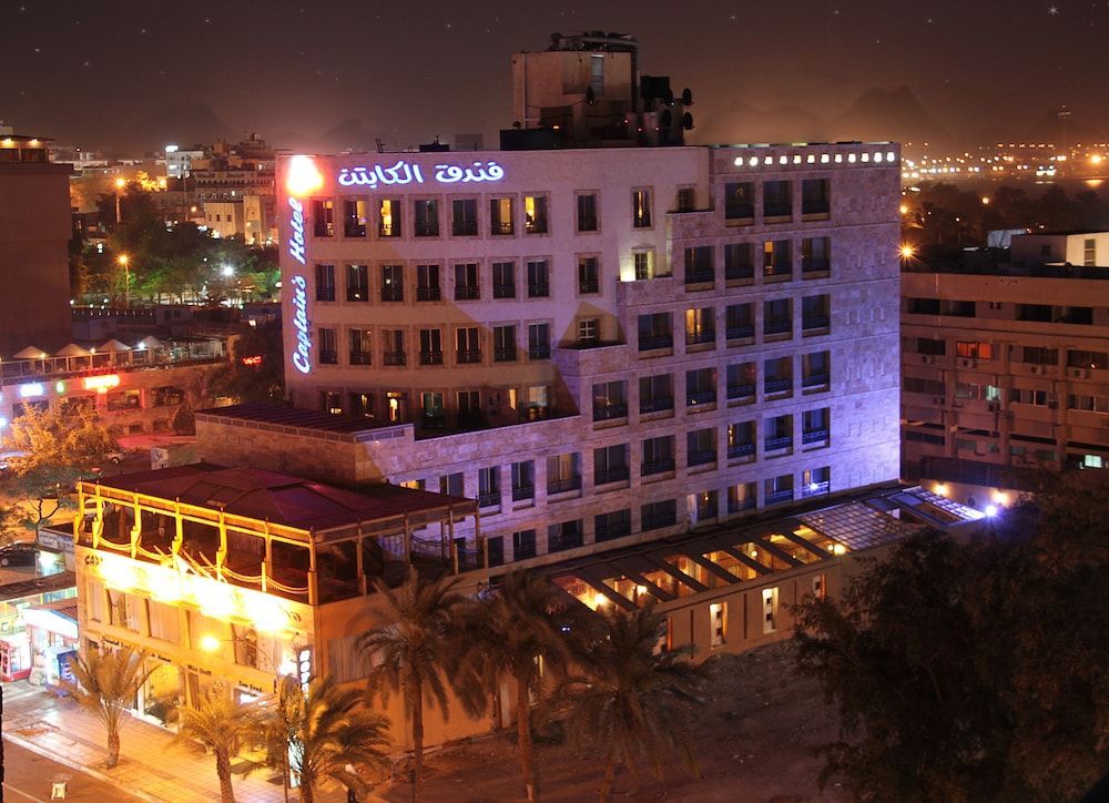 Captain's Hotel 1