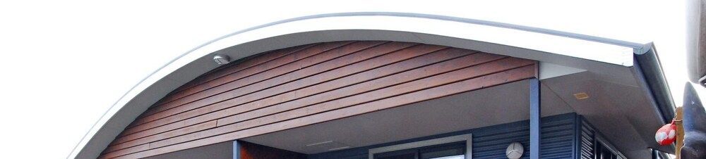 Strahan Bungalows 1