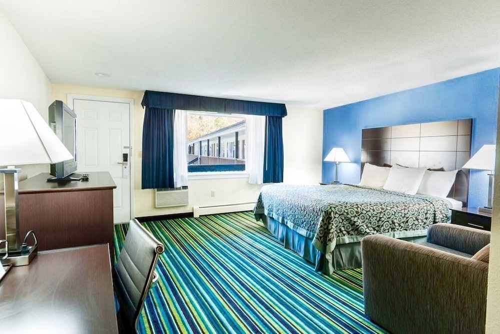 Beacon Inn & Suites 2